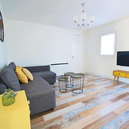 Galihost - Apartamentos Mamuela Ribadumia المظهر الخارجي الصورة
