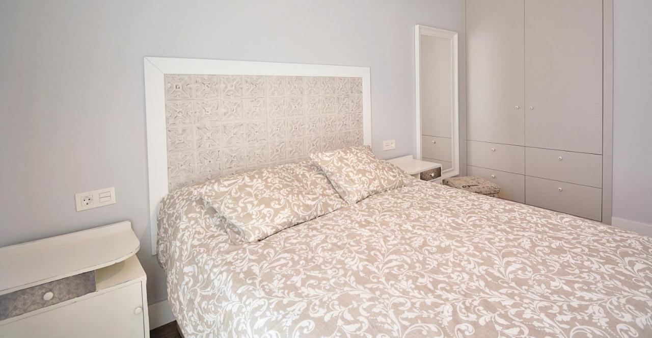 Galihost - Apartamentos Mamuela Ribadumia المظهر الخارجي الصورة